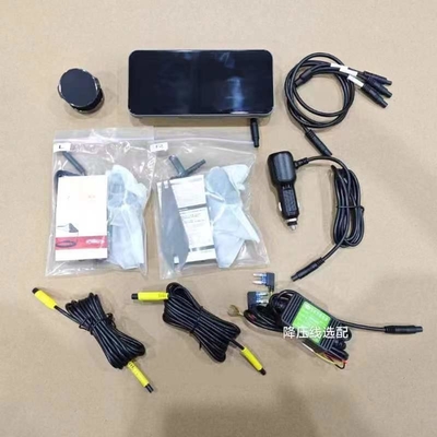 スピーカー内蔵の盲点鏡とIP67防水でより安全な運転体験